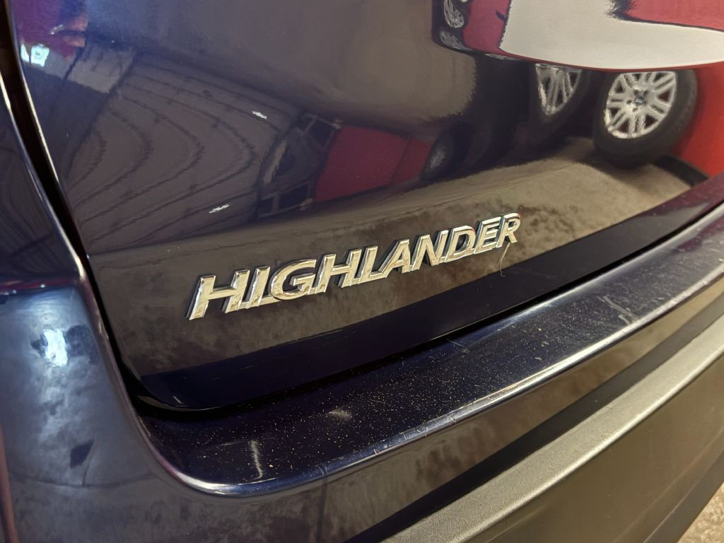 2016 Toyota Highlander Image 33