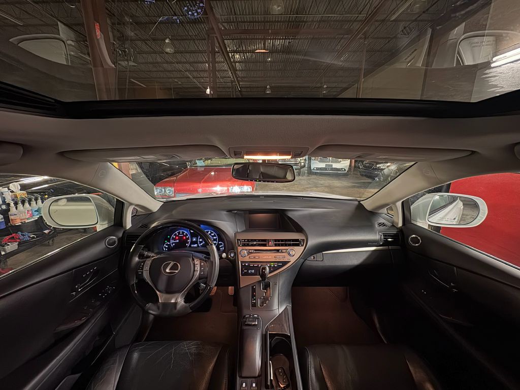 2015 Lexus RX Image 19