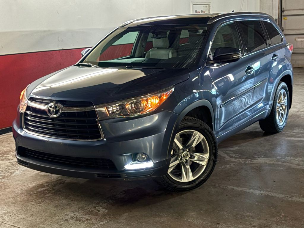 2016 Toyota Highlander Image 1