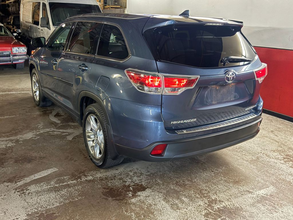 2016 Toyota Highlander Image 5