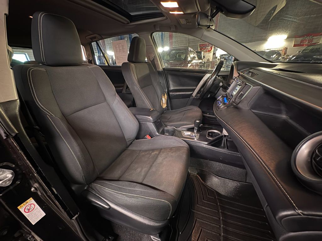 2017 Toyota Rav4 Image 21