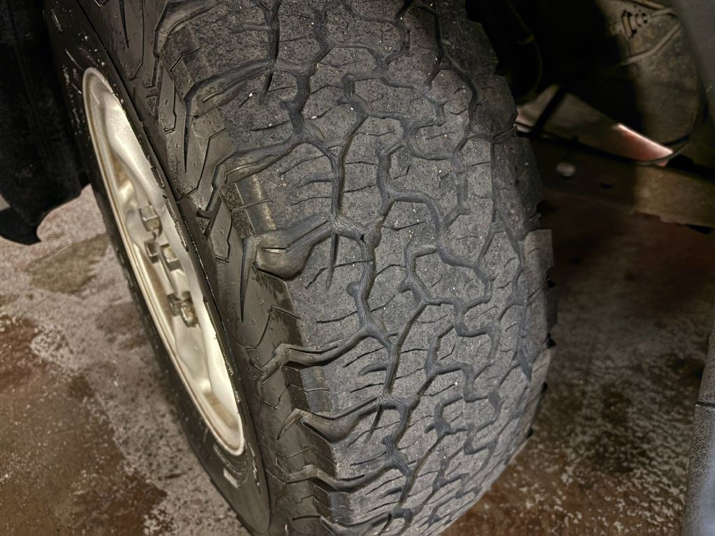 2001 Land Rover Discovery II Image 2