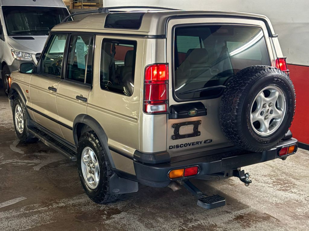 2001 Land Rover Discovery II Image 5
