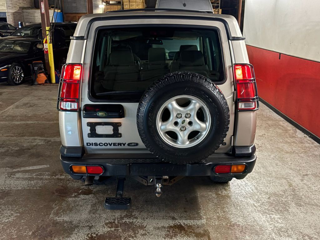 2001 Land Rover Discovery II Image 6