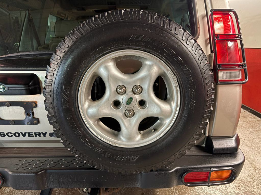 2001 Land Rover Discovery II Image 28