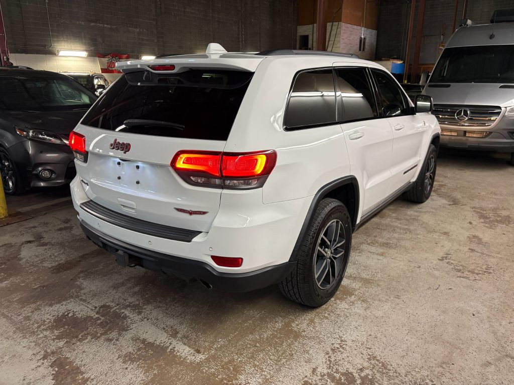 2017 Jeep Grand Cherokee Image 7