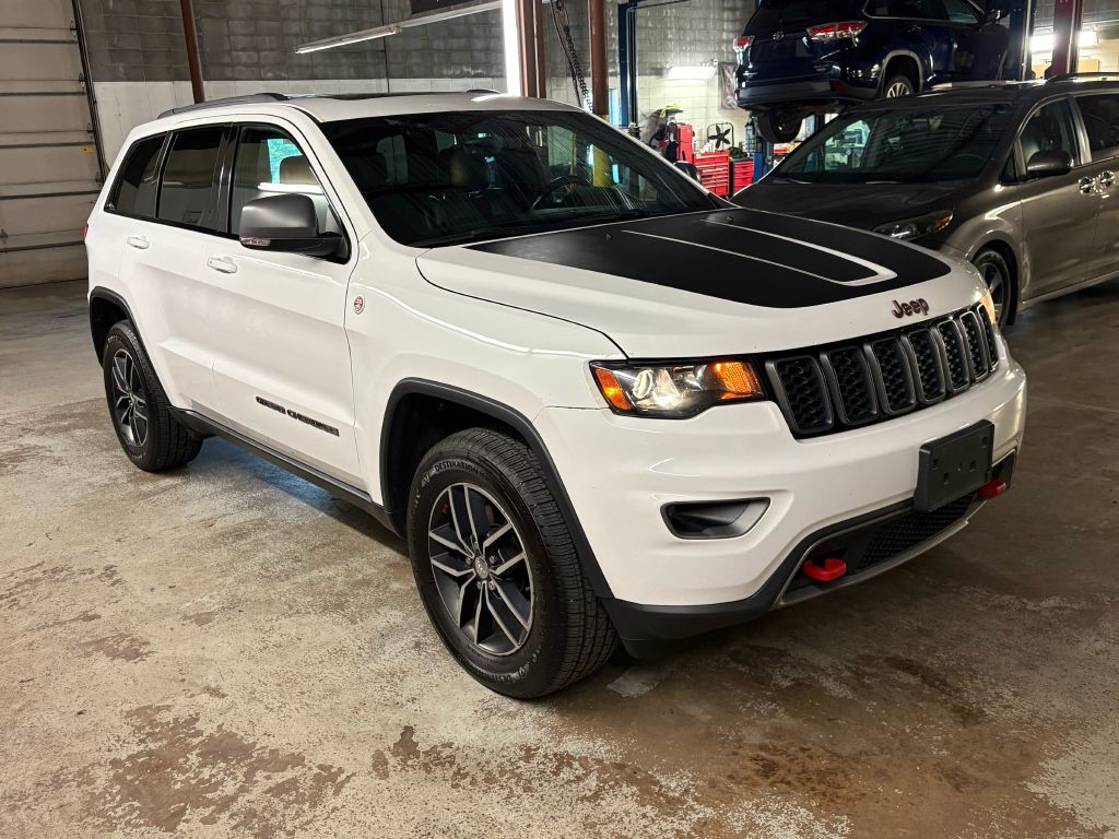 2017 Jeep Grand Cherokee Image 8