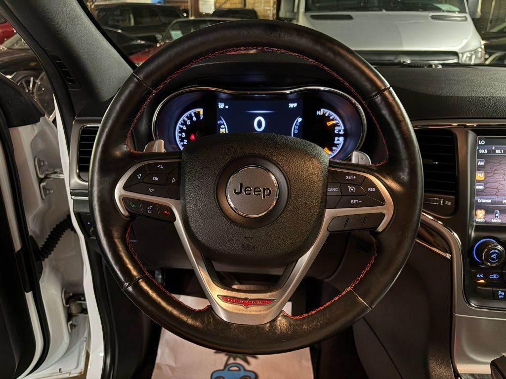 2017 Jeep Grand Cherokee Image 12