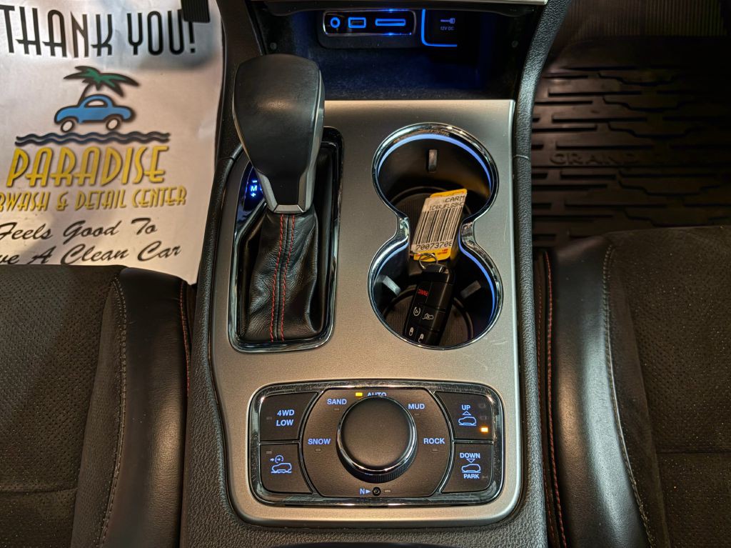 2017 Jeep Grand Cherokee Image 15
