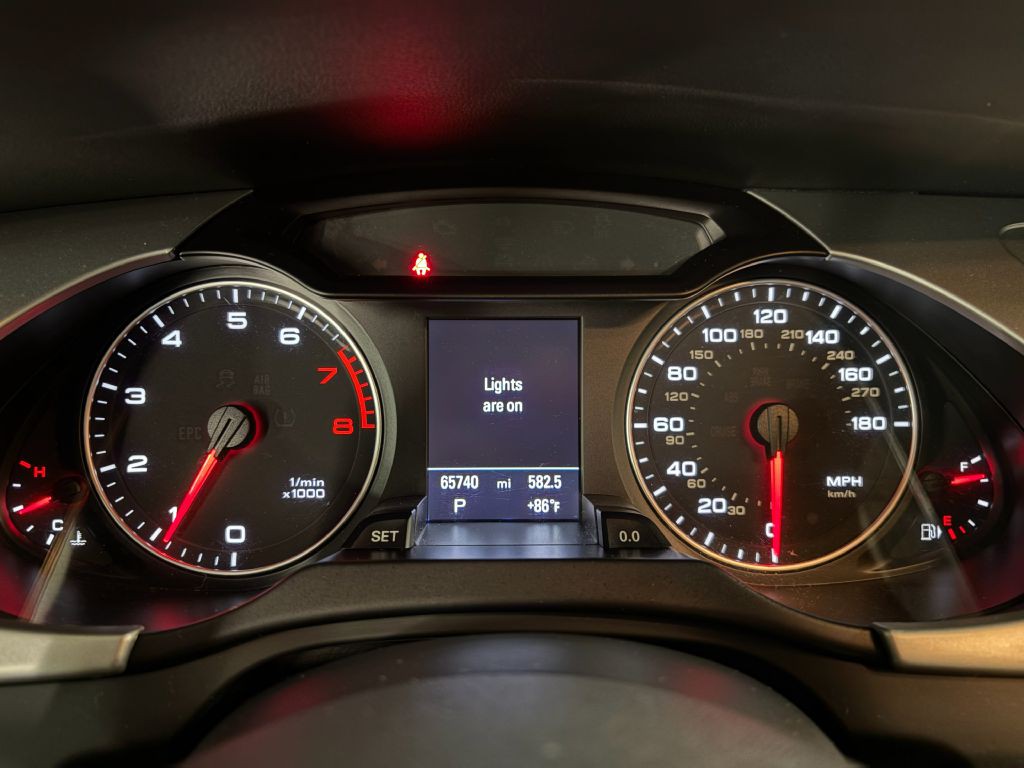 2011 Audi A4 Image 13