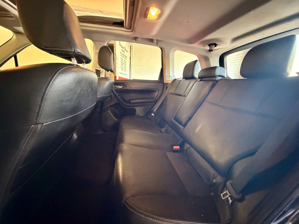 2014 Subaru Forester Image 22