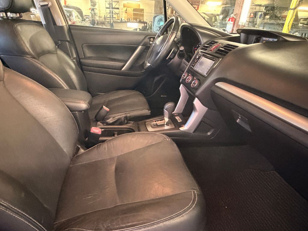 2014 Subaru Forester Image 26