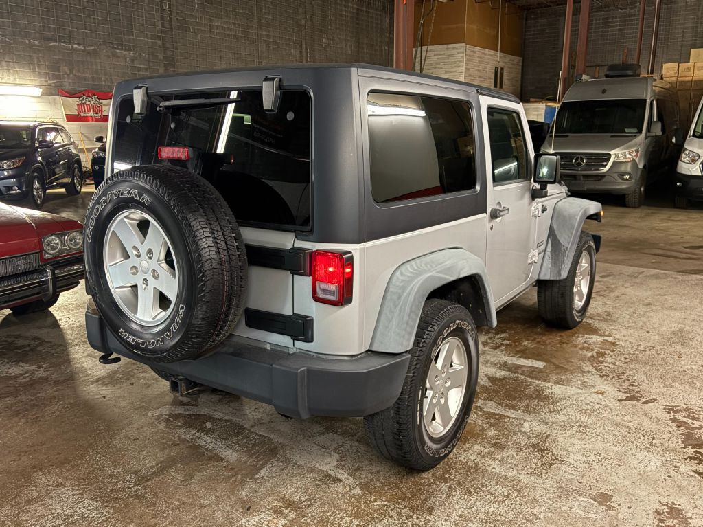 2012 Jeep Wrangler Image 7