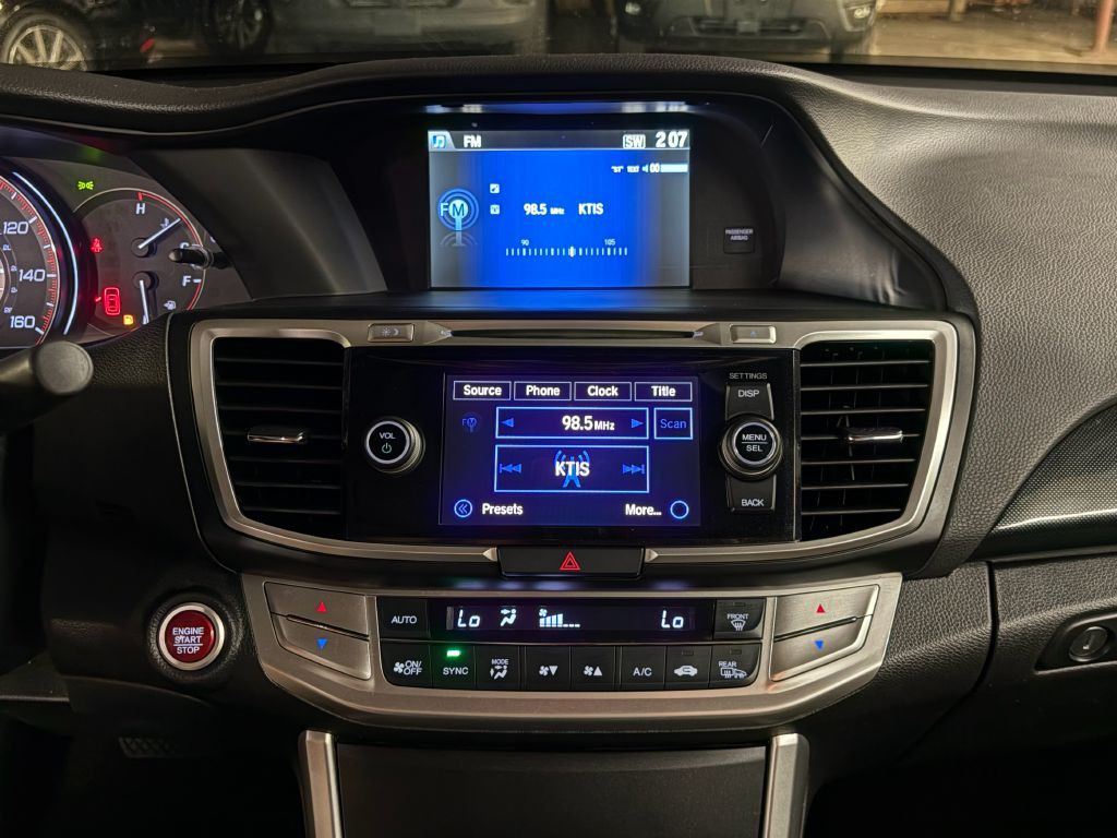 2015 Honda Accord Image 14