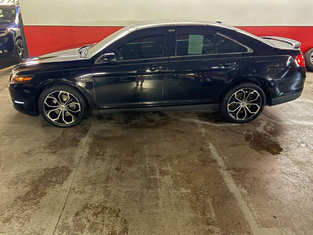 2016 Ford Taurus Image 4