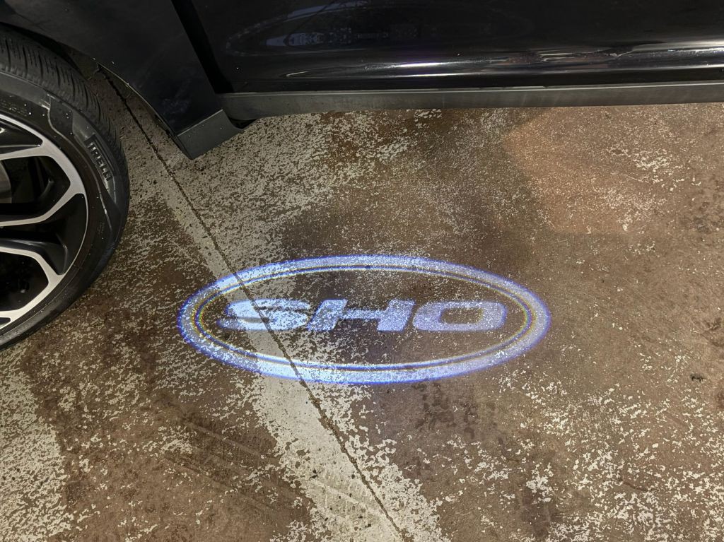 2016 Ford Taurus Image 22