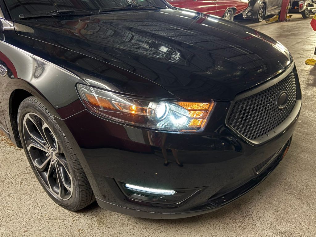 2016 Ford Taurus Image 25