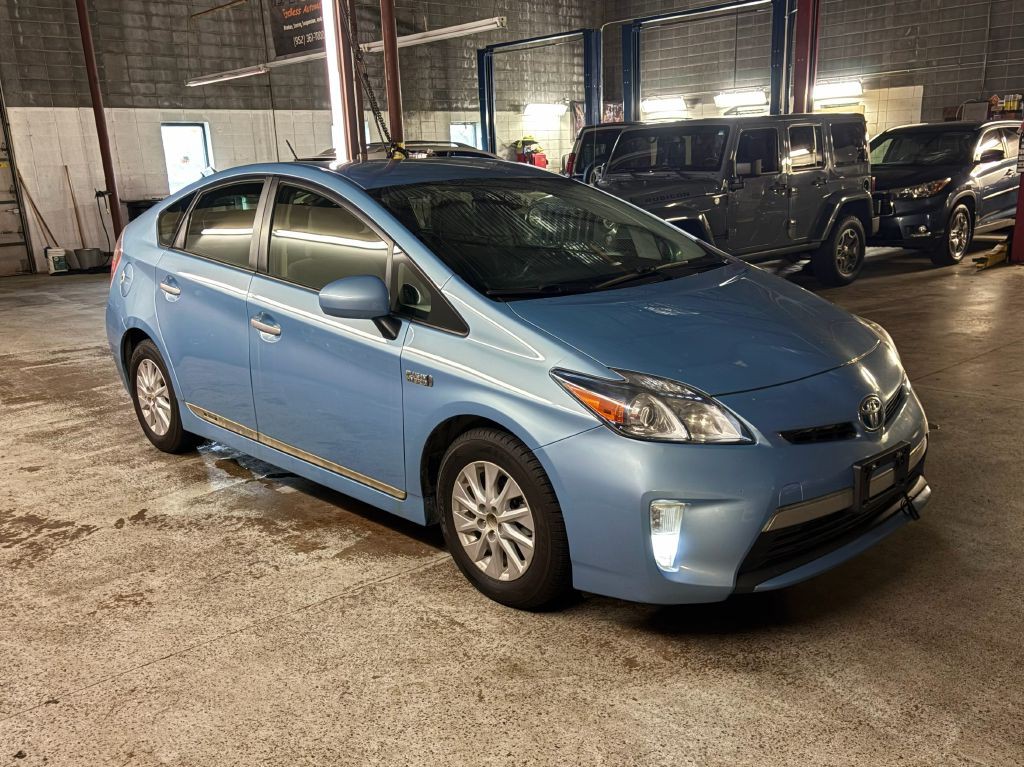 2012 Toyota Prius Image 8