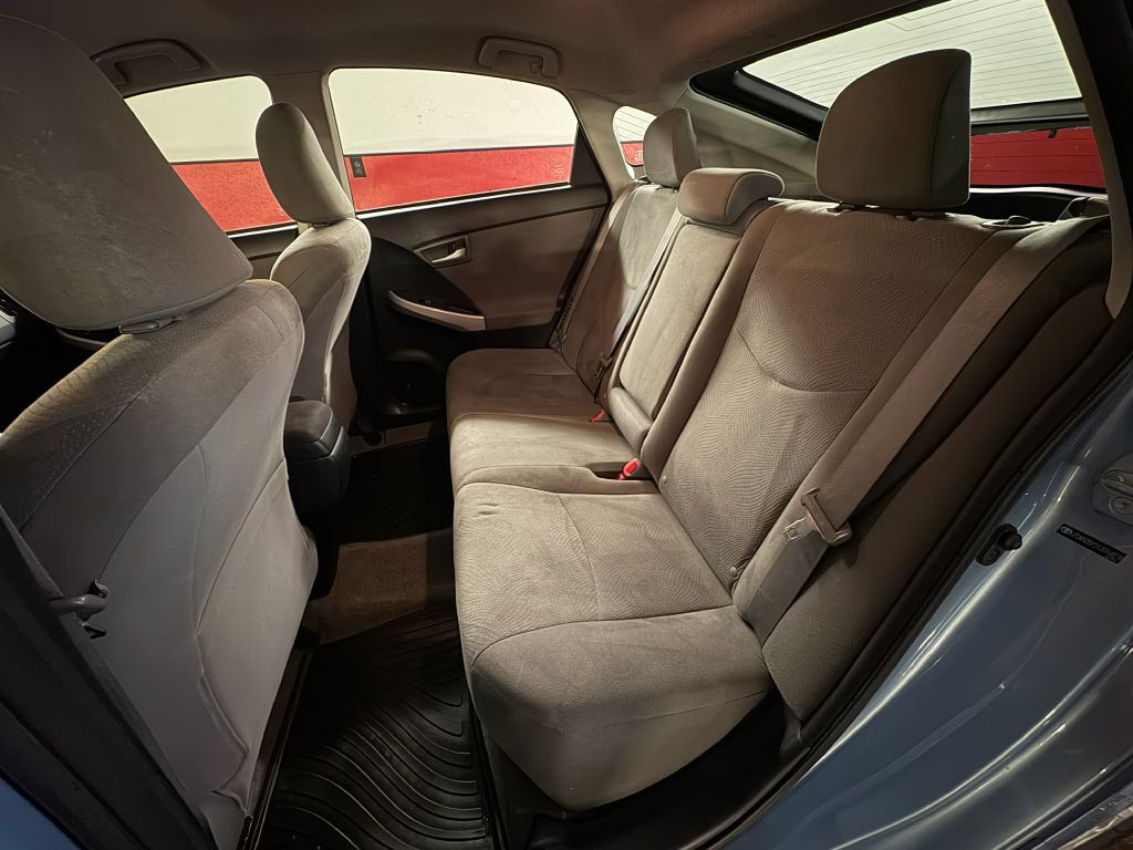 2012 Toyota Prius Image 18