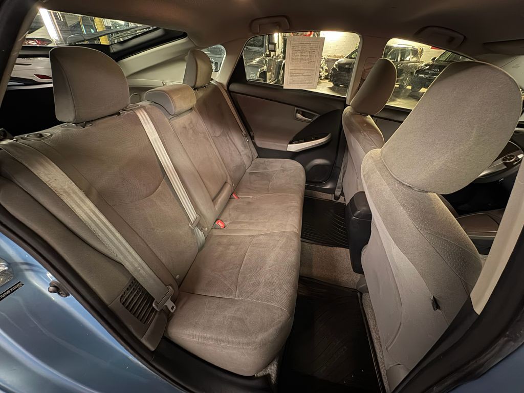 2012 Toyota Prius Image 21