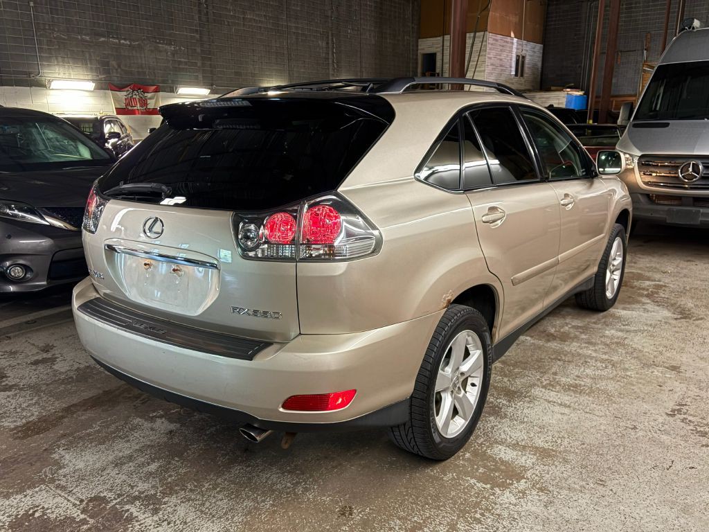 2005 Lexus RX Image 7