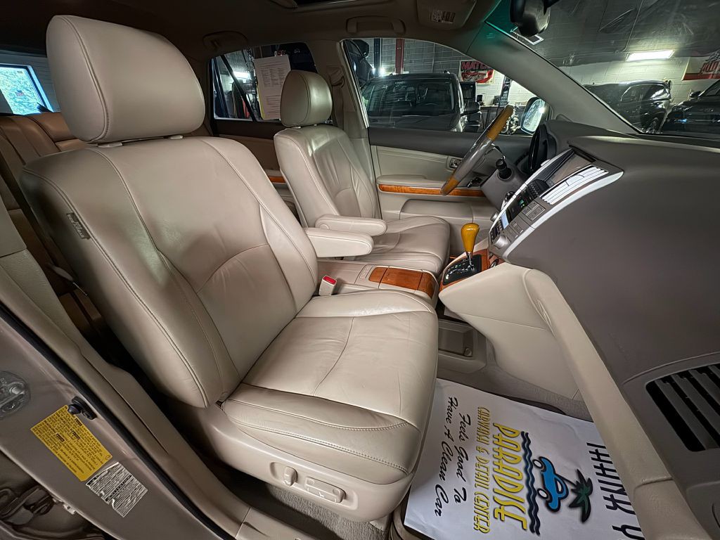 2005 Lexus RX Image 26