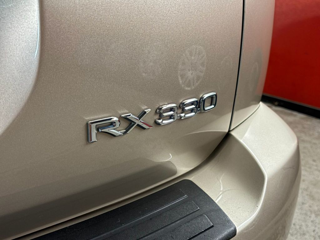 2005 Lexus RX Image 29