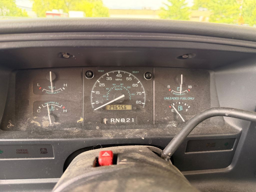 1993 Ford Econoline Image 8
