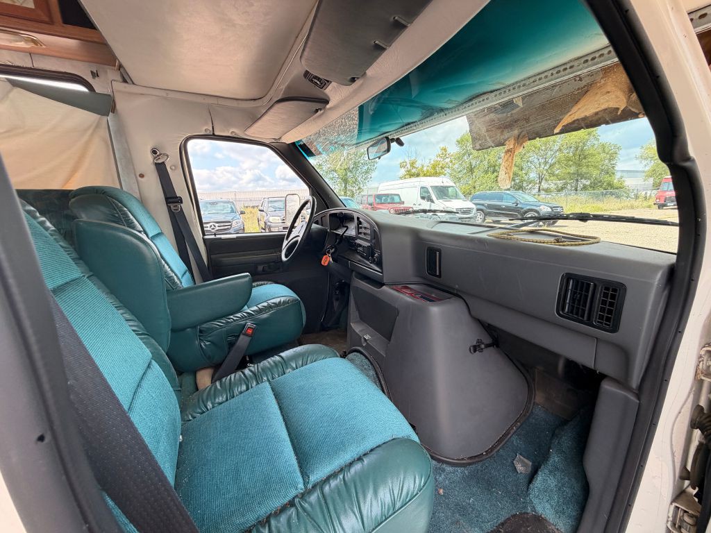 1993 Ford Econoline Image 13