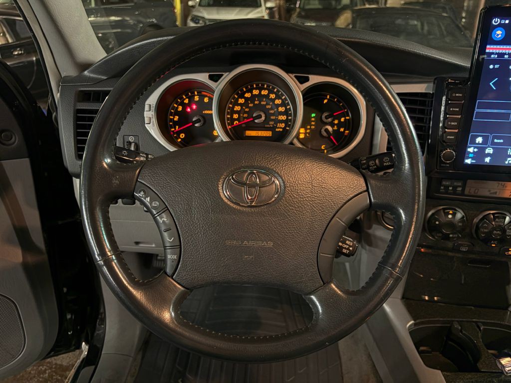 2004 Toyota 4Runner Image 12