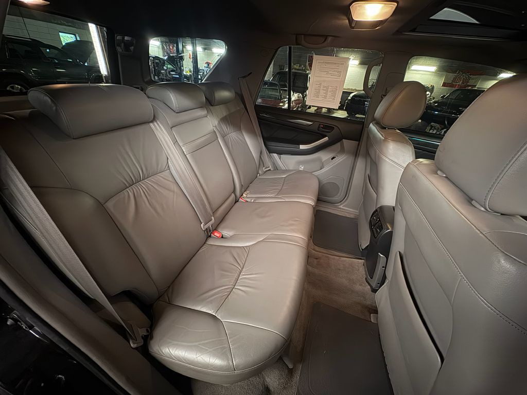 2004 Toyota 4Runner Image 26