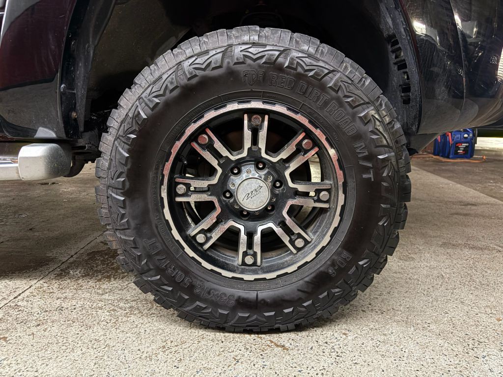 2004 Toyota 4Runner Image 28