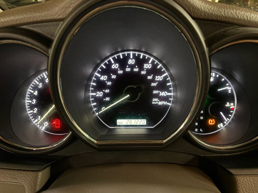 2009 Lexus RX Image 12