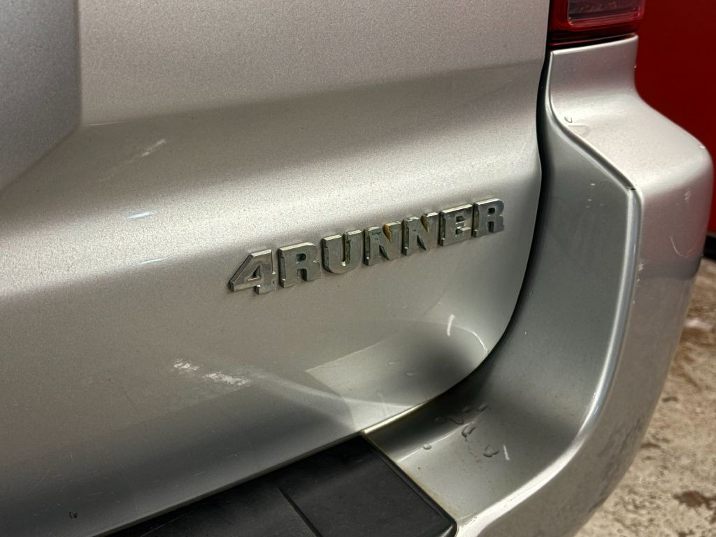 2007 Toyota 4Runner Image 28