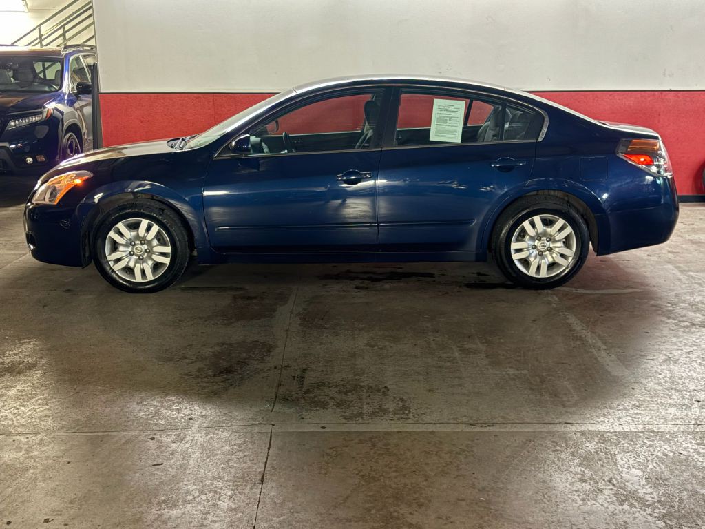 2012 Nissan Altima Image 4
