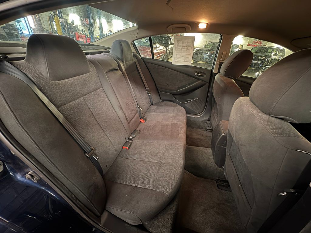 2012 Nissan Altima Image 18