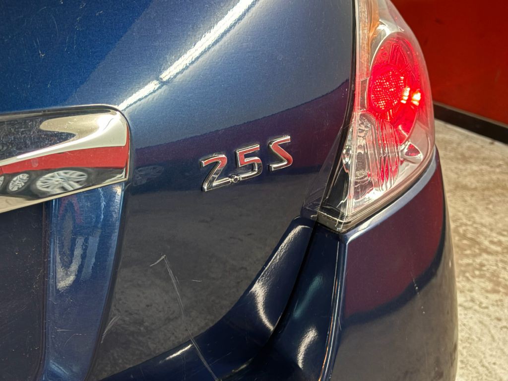 2012 Nissan Altima Image 22