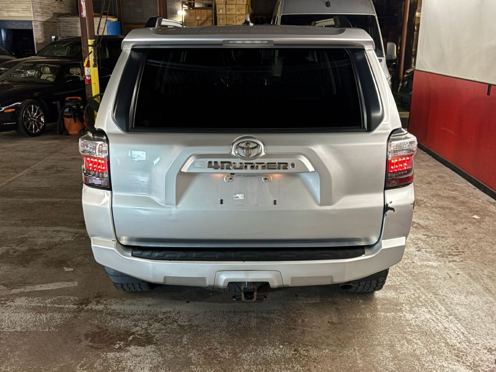 2020 Toyota 4Runner Image 6