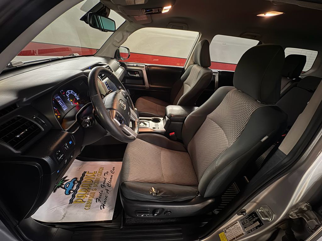 2020 Toyota 4Runner Image 11
