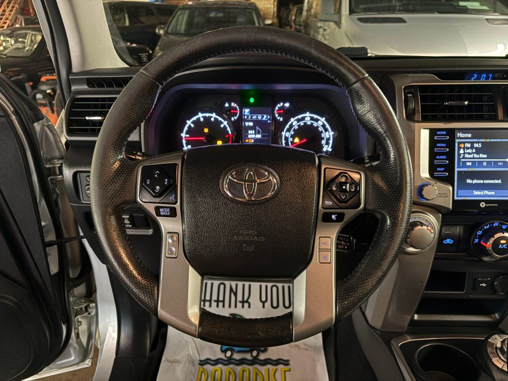 2020 Toyota 4Runner Image 12