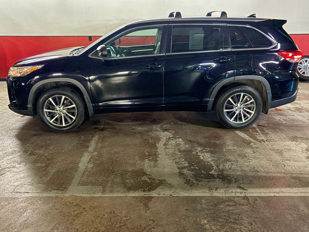 2018 Toyota Highlander Image 4
