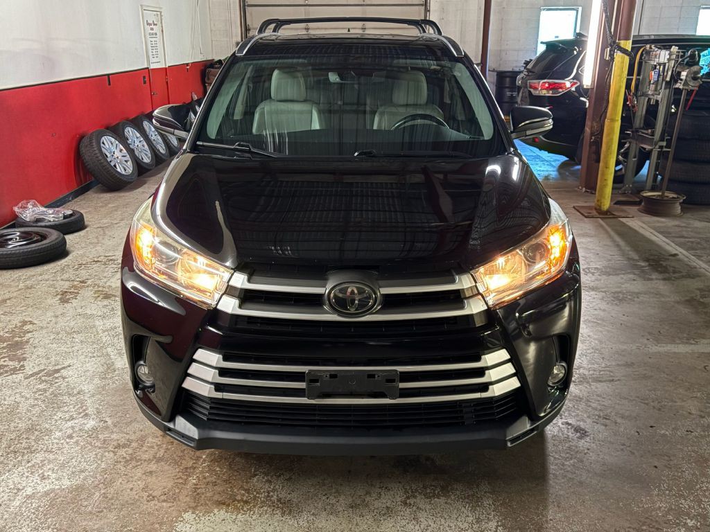 2018 Toyota Highlander Image 9