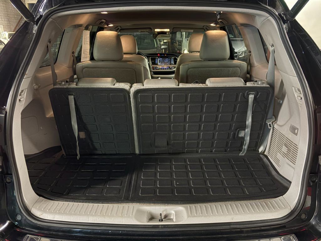 2018 Toyota Highlander Image 27
