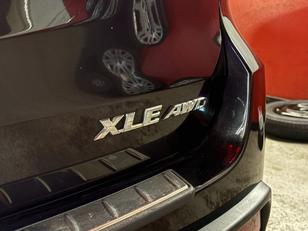 2018 Toyota Highlander Image 33