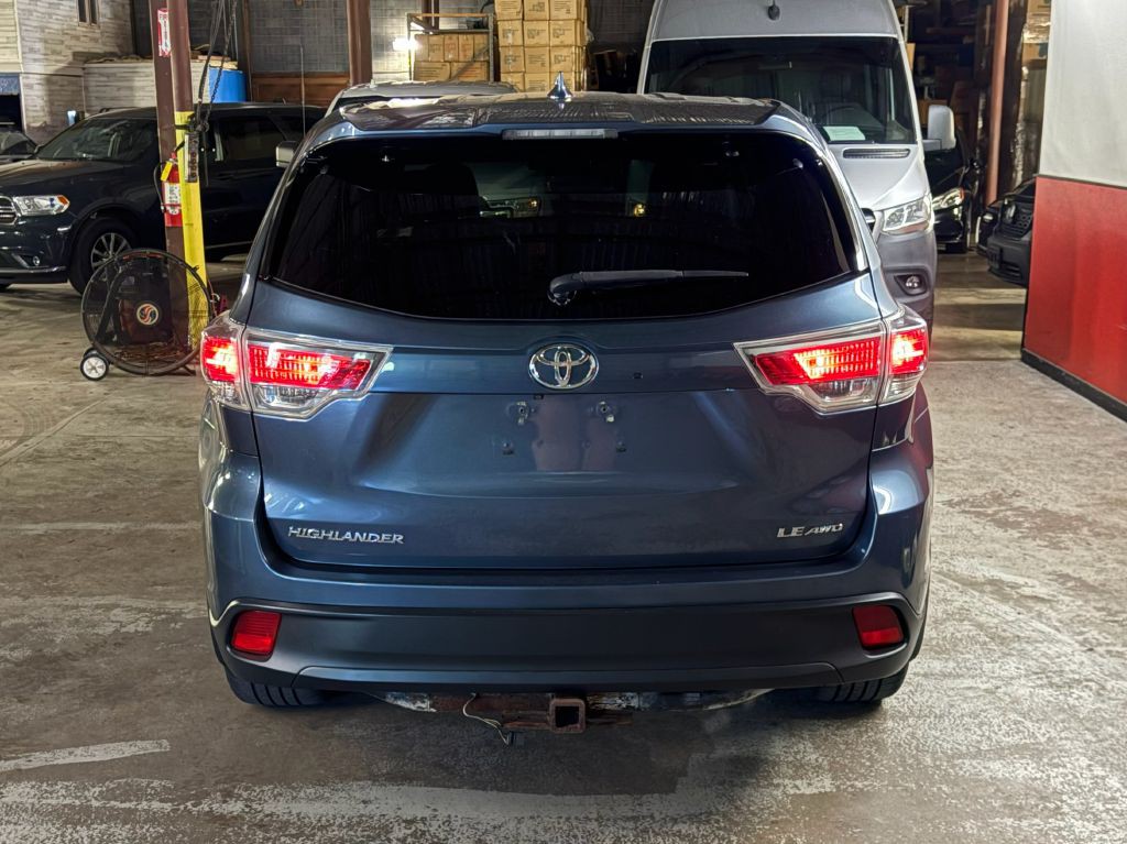 2016 Toyota Highlander Image 6
