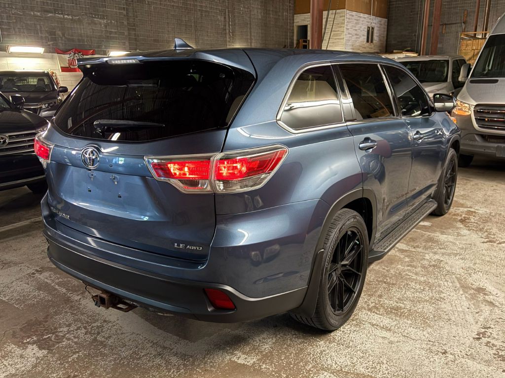 2016 Toyota Highlander Image 7