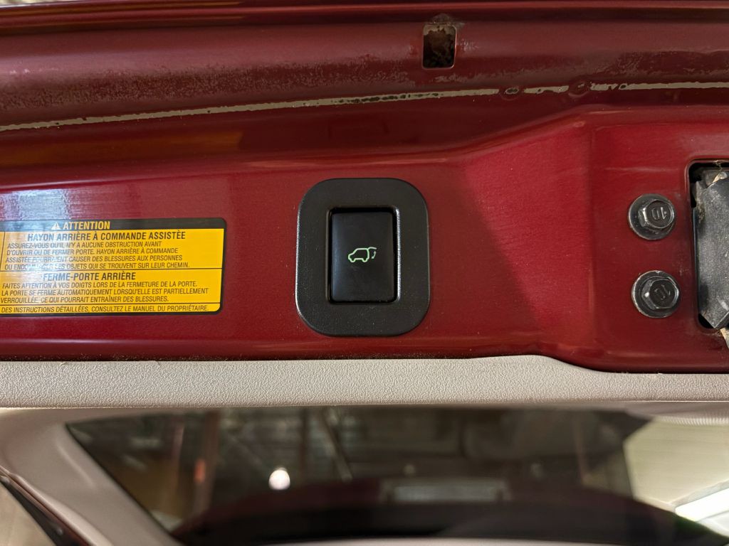 2011 Toyota Sienna Image 27