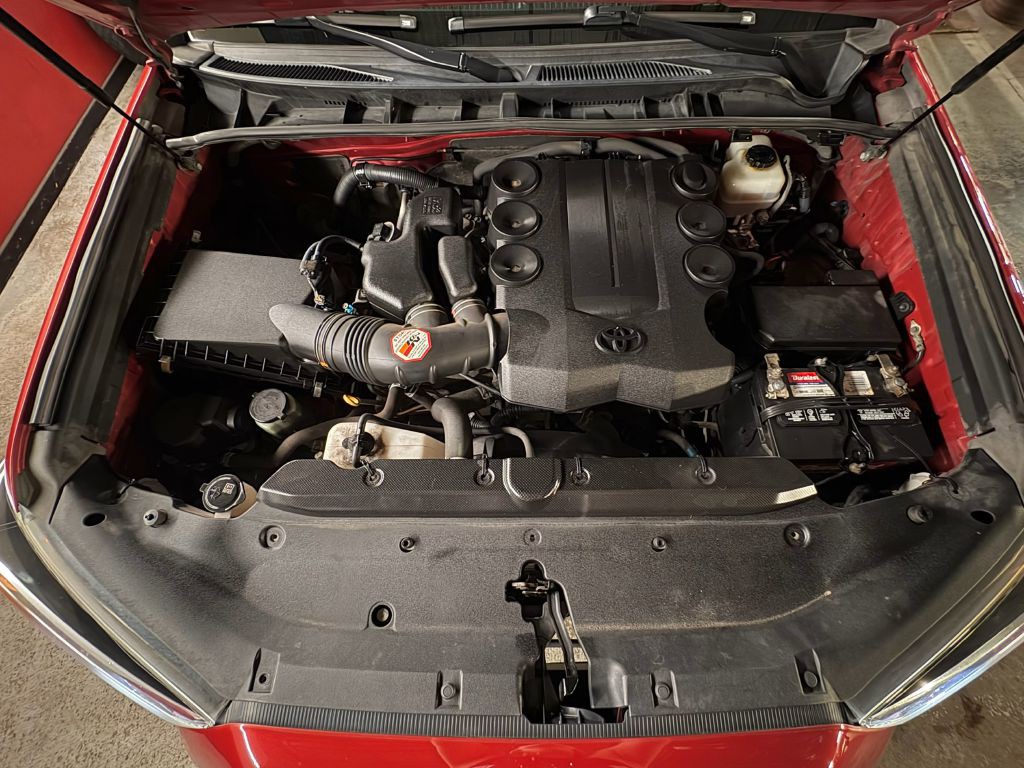 2015 Toyota 4Runner Image 2