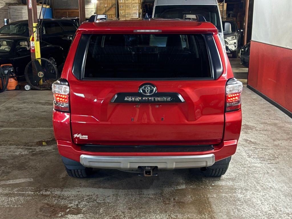 2015 Toyota 4Runner Image 6