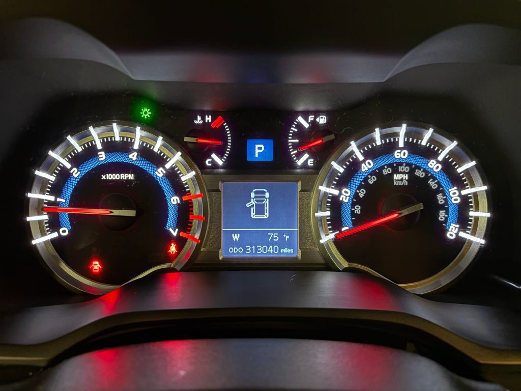 2015 Toyota 4Runner Image 13